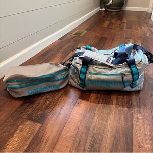 Patagonia Silver and Teal Duffel Bag Set